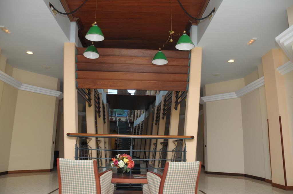 Hotel Puerto De Nieves